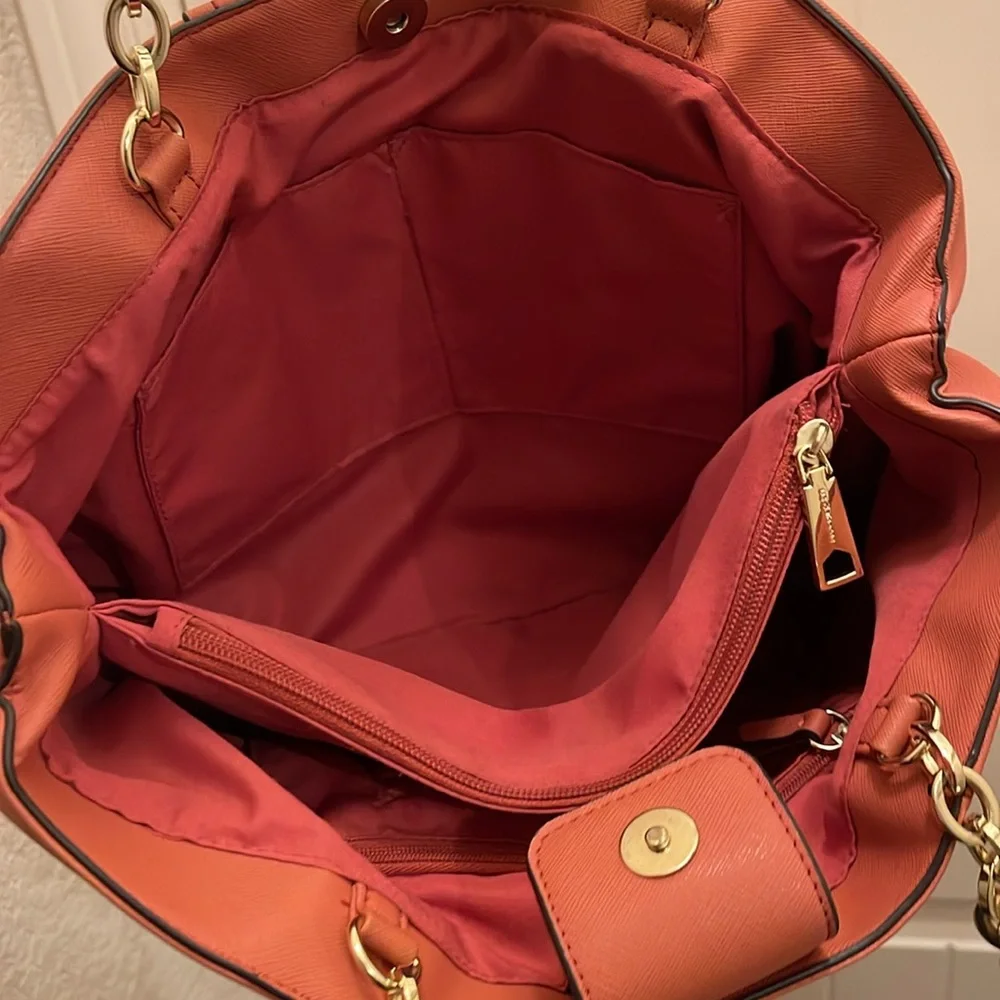 Liz Claiborne please check or picture of condition - Picture 14 of 17